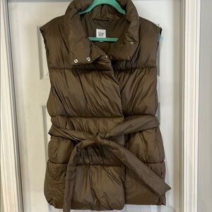 GAP Brown Puffer Vest - NEVER WORN!